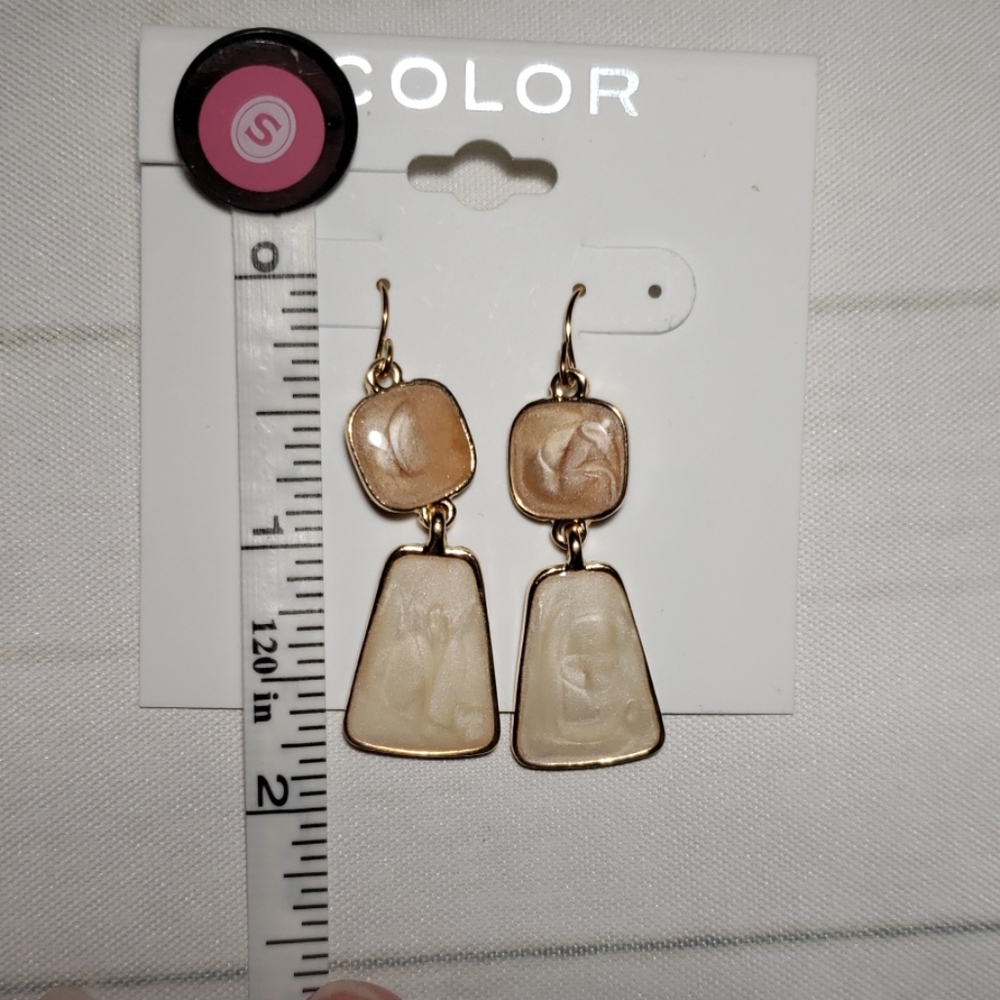 Earrings - Picture 2 of 2